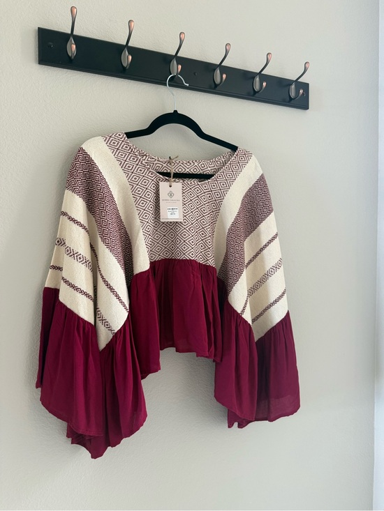 Querida Collection Tops - Boho Maroon and Cream Cropped Patterned Top